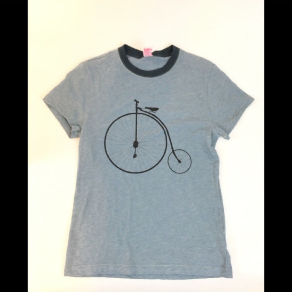 Hyp Girls Tshirt size small