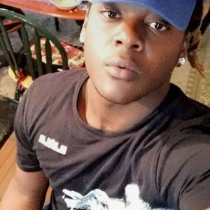 Meet your Posher, Malik