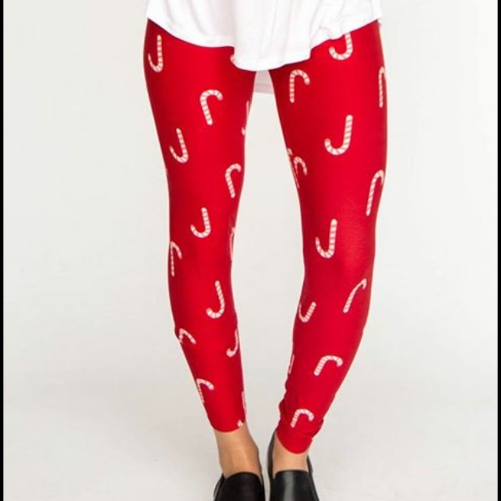 Agnes & Dora candy cane leggings. New!