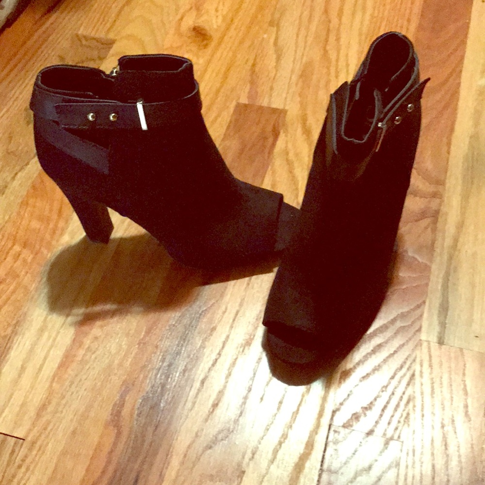 Peep toe heel booties (Suade)
