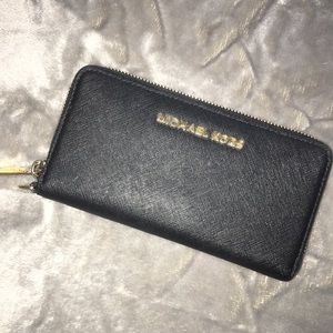 Black Mini Zip Around Wallet Michael Kors