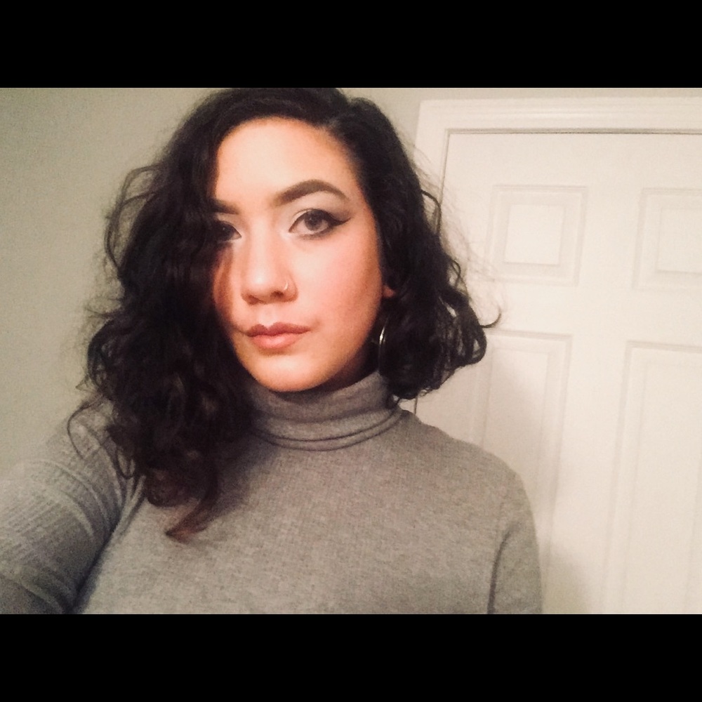 Meet your Posher, Mariela