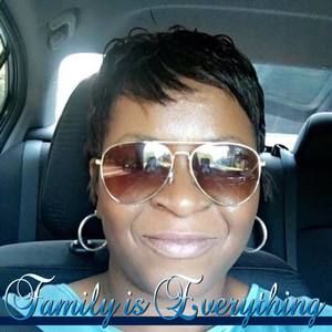 Meet your Posher, Felicia