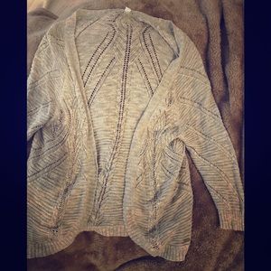 Medium gray sweater -hy Garage