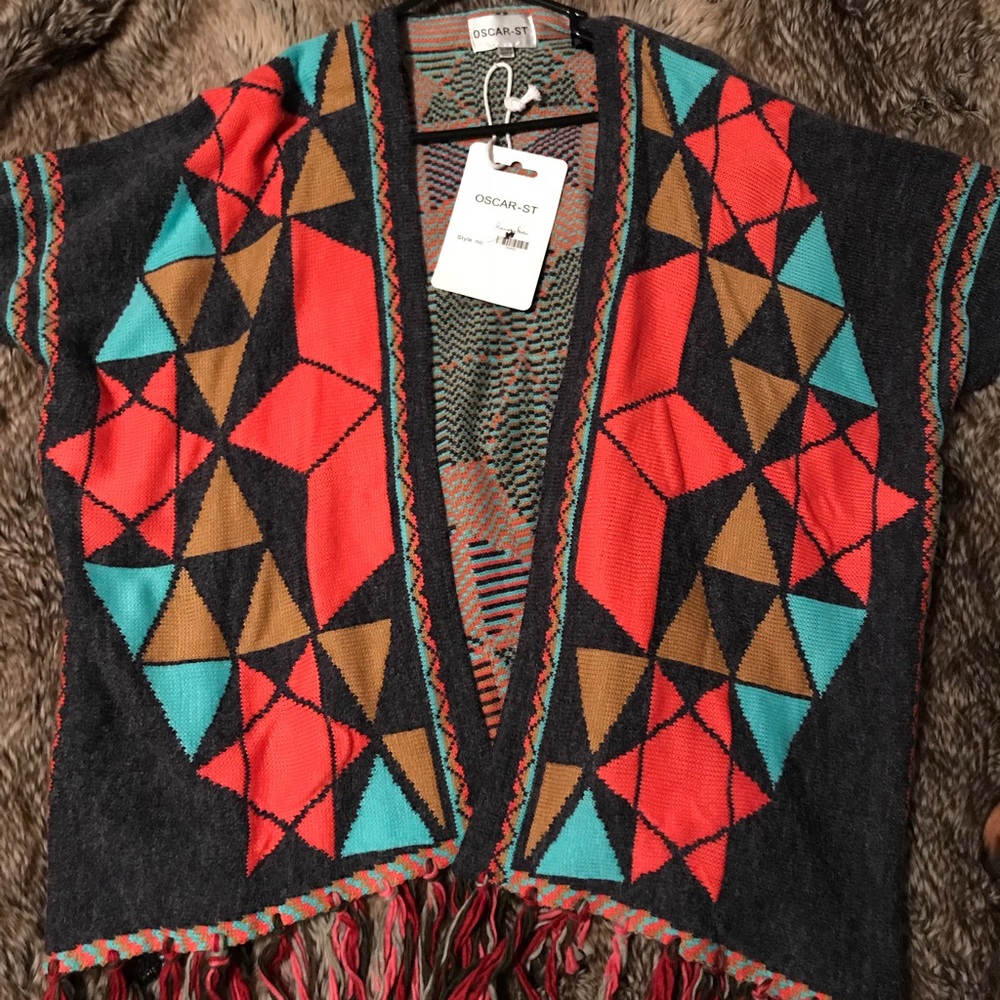 NWT Oscar-St poncho - heavy and warm
