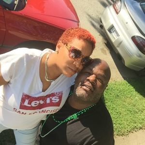 Meet your Posher, Dee