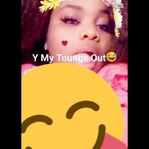 Meet your Posher, Brii