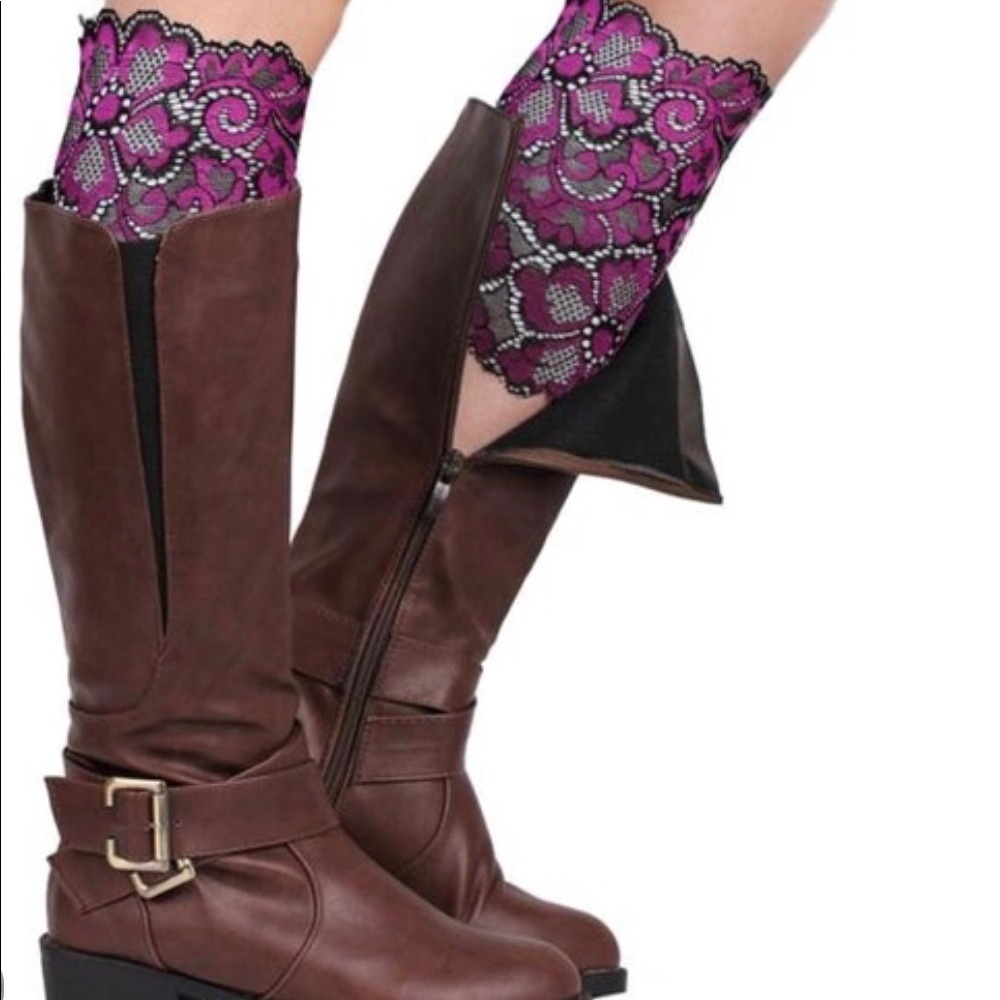 ⛄️ SOLD OUT  LACE BOOT CUFFS GIVE YOUR LOOK A UNIQUE DETAIL