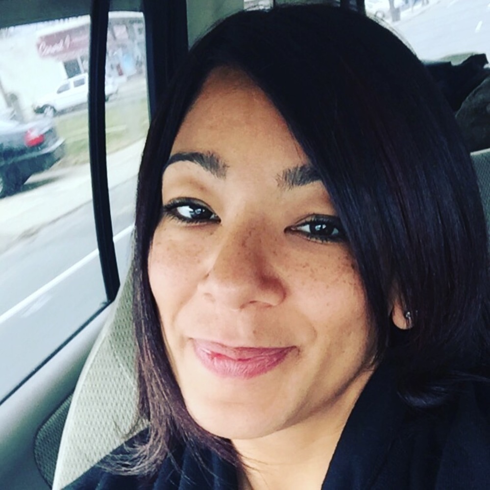 Meet your Posher, Elena