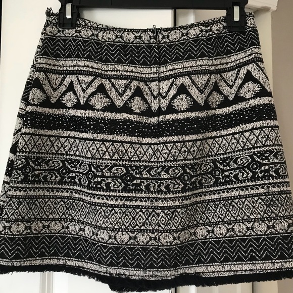H&M Tweed Mini Skirt - Picture 2 of 2