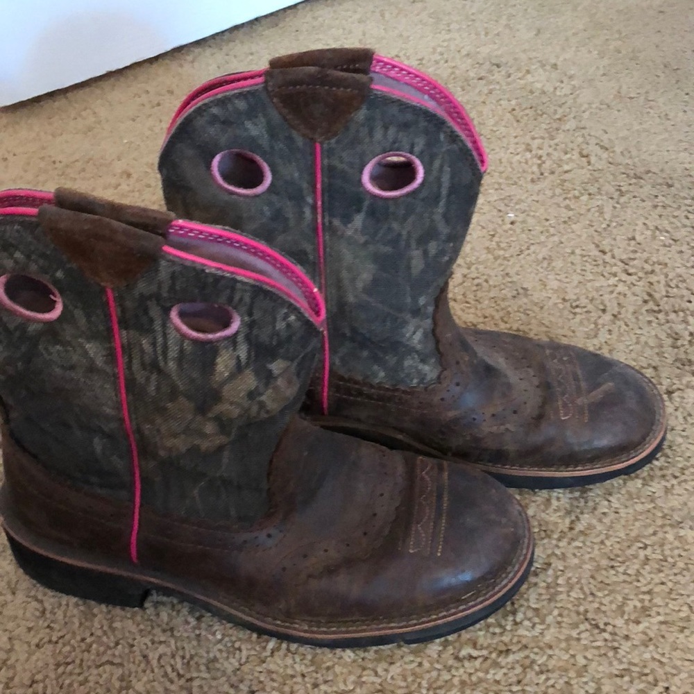 Arias boots