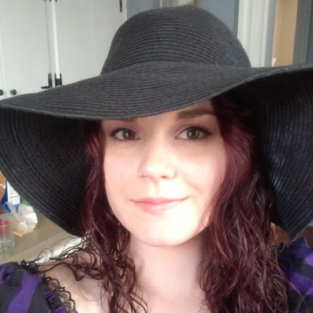 Meet your Posher, Suzanne