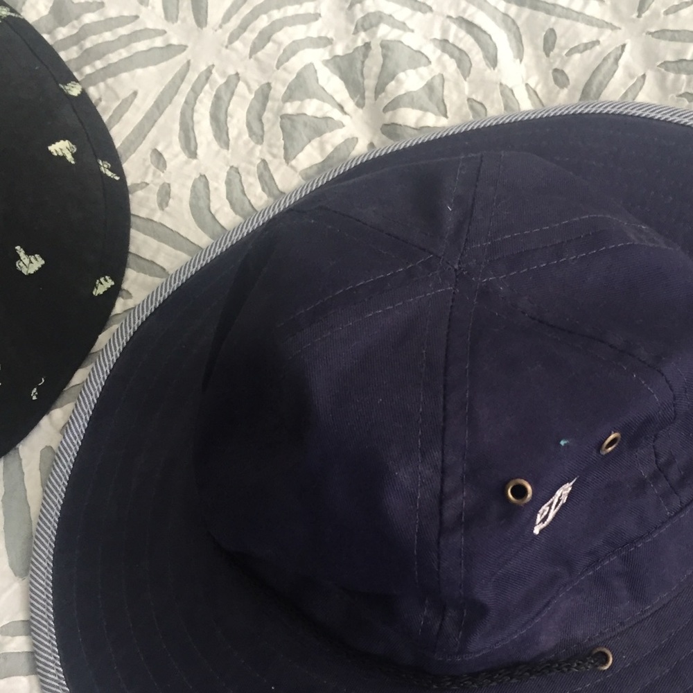 Obey bucket hat