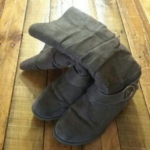 Super Cute grey boots. Used. Still lots of life