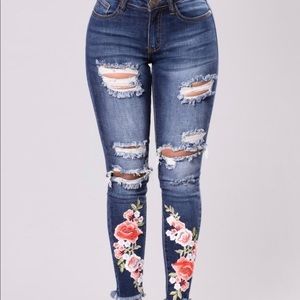Flower embroidered jeans
