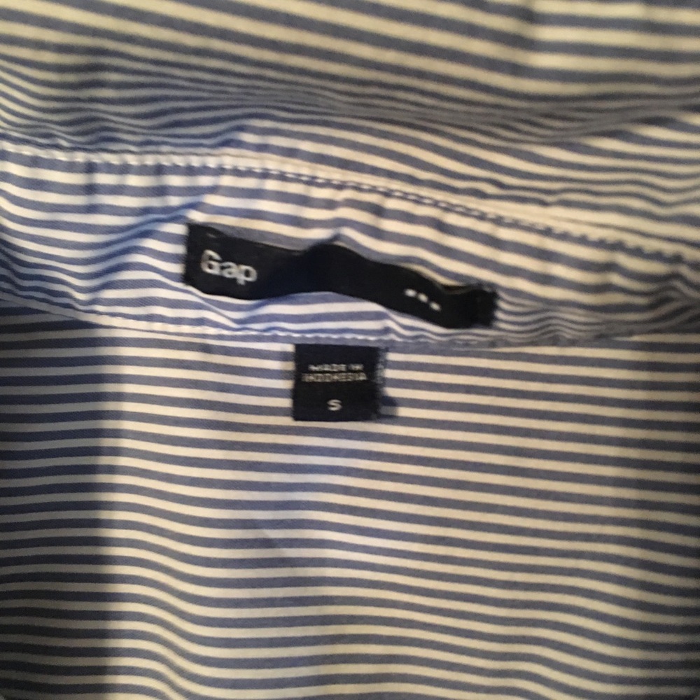 Gap button down - Picture 2 of 2