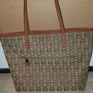 Michael Kors large tote with zipper Kelsey