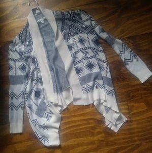 Aztec Cardigan / light sweater