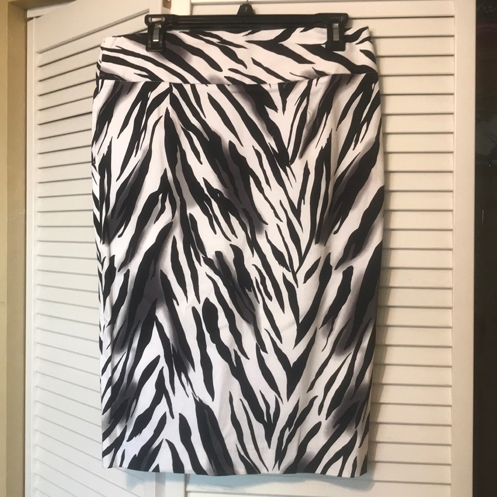 Black and White Pencil Skirt