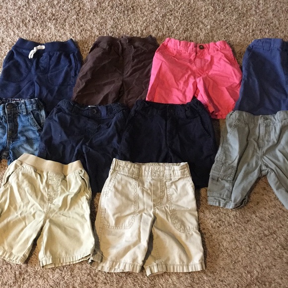 4T and some 5T little boy shorts - Picture 2 of 2