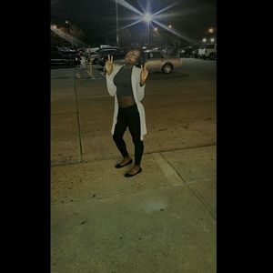 Meet your Posher, Aja'