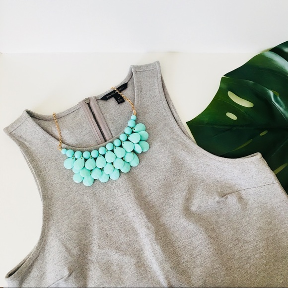 Banana Republic Tops - Banana Republic •Crop•