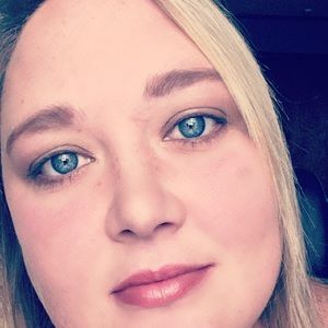 Meet your Posher, Connie