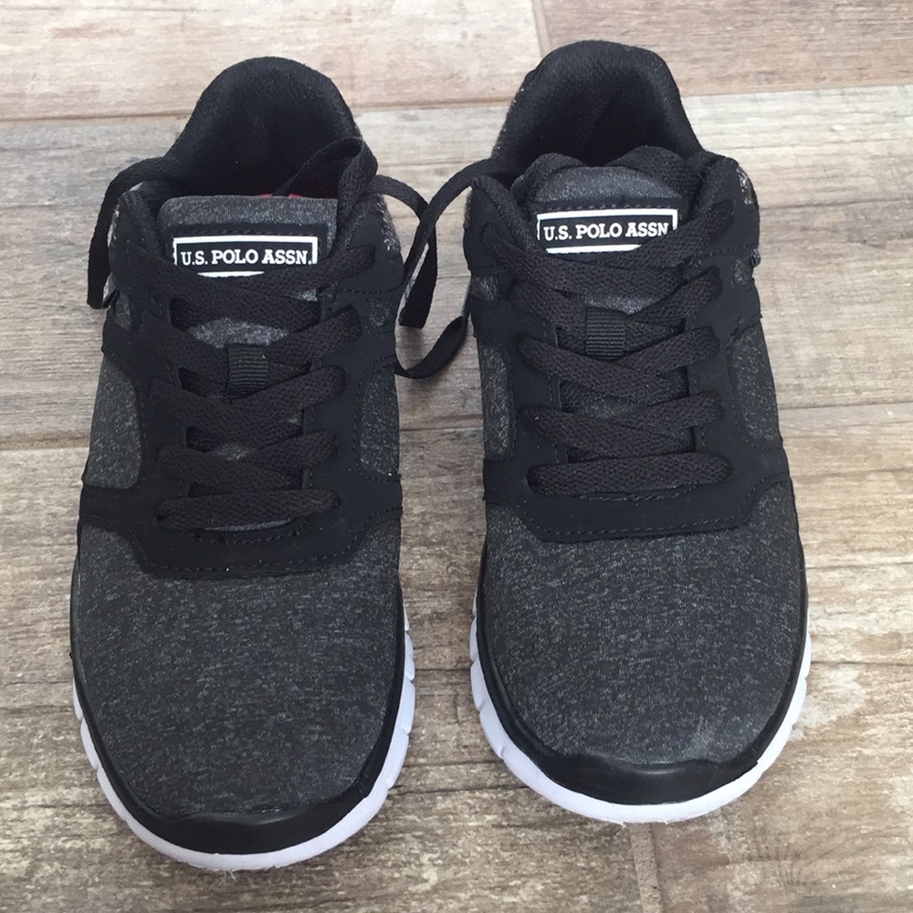 US Polo sneaker black white color 6.6