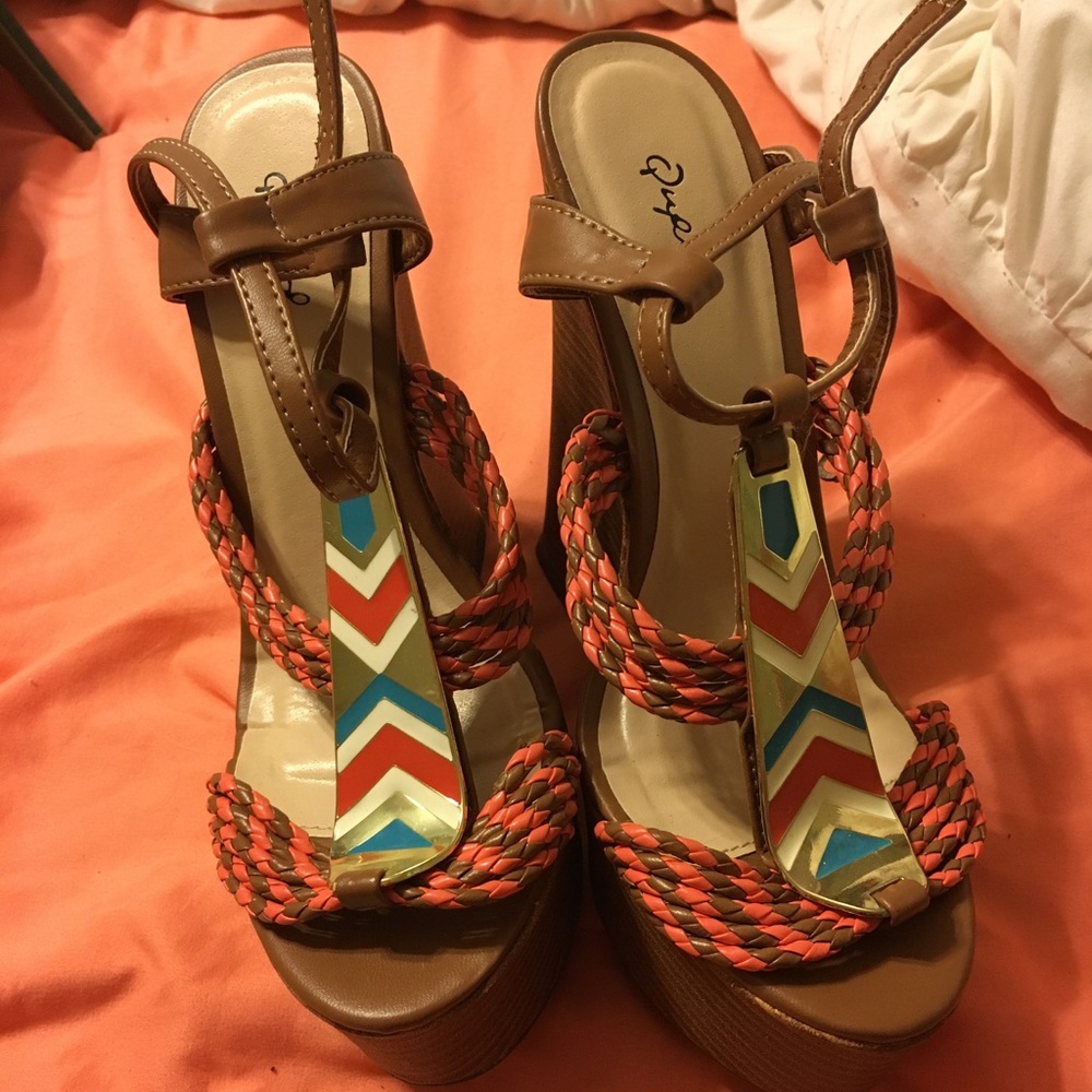 Colorful wedges