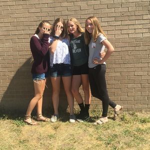 Meet your Posher, Amelia