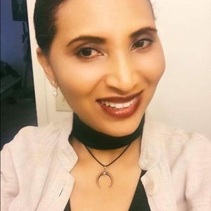 Meet your Posher, Aida