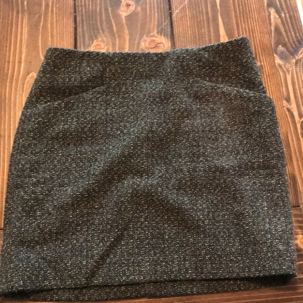 The Limited skirt size 4