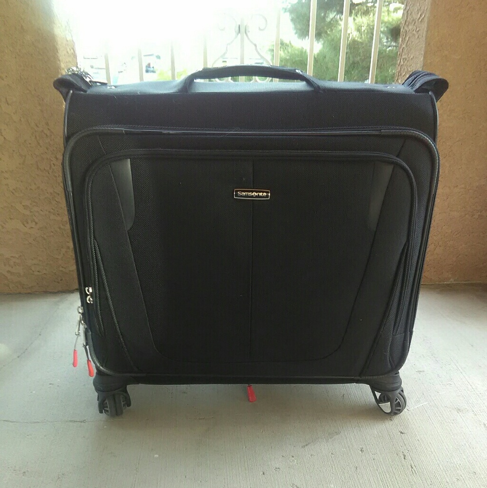 Samsonite silhouette XV duet voyager garment bag