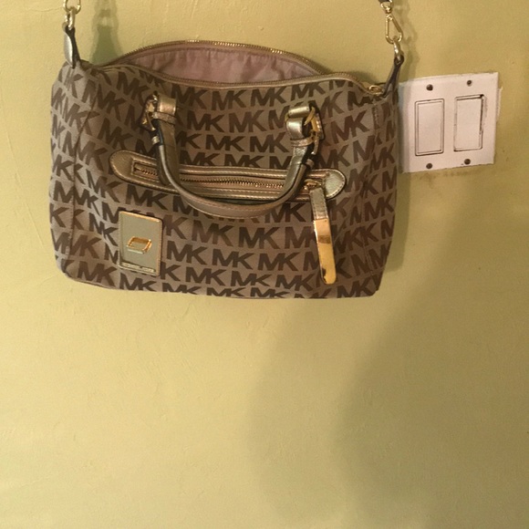 Brown MK purse (price change may be available) - Picture 2 of 4