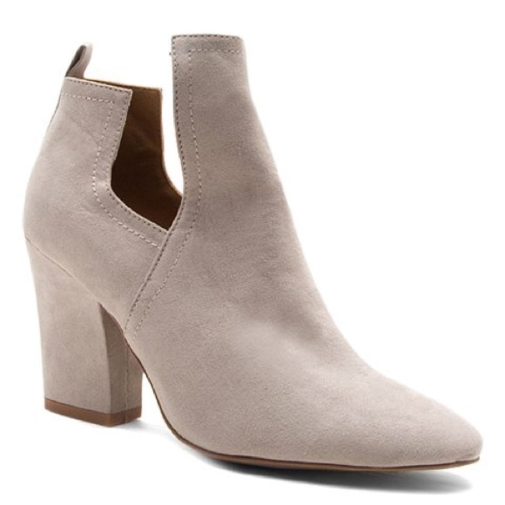 Qupid oatmeal bootie 5.5 brand new