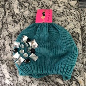 Blue knitted jewel beret hat