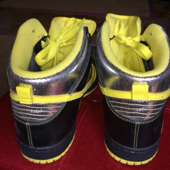 *DONATED* NikeiD Silver/Neon Yellow High Tops, 12 - Picture 5 of 6