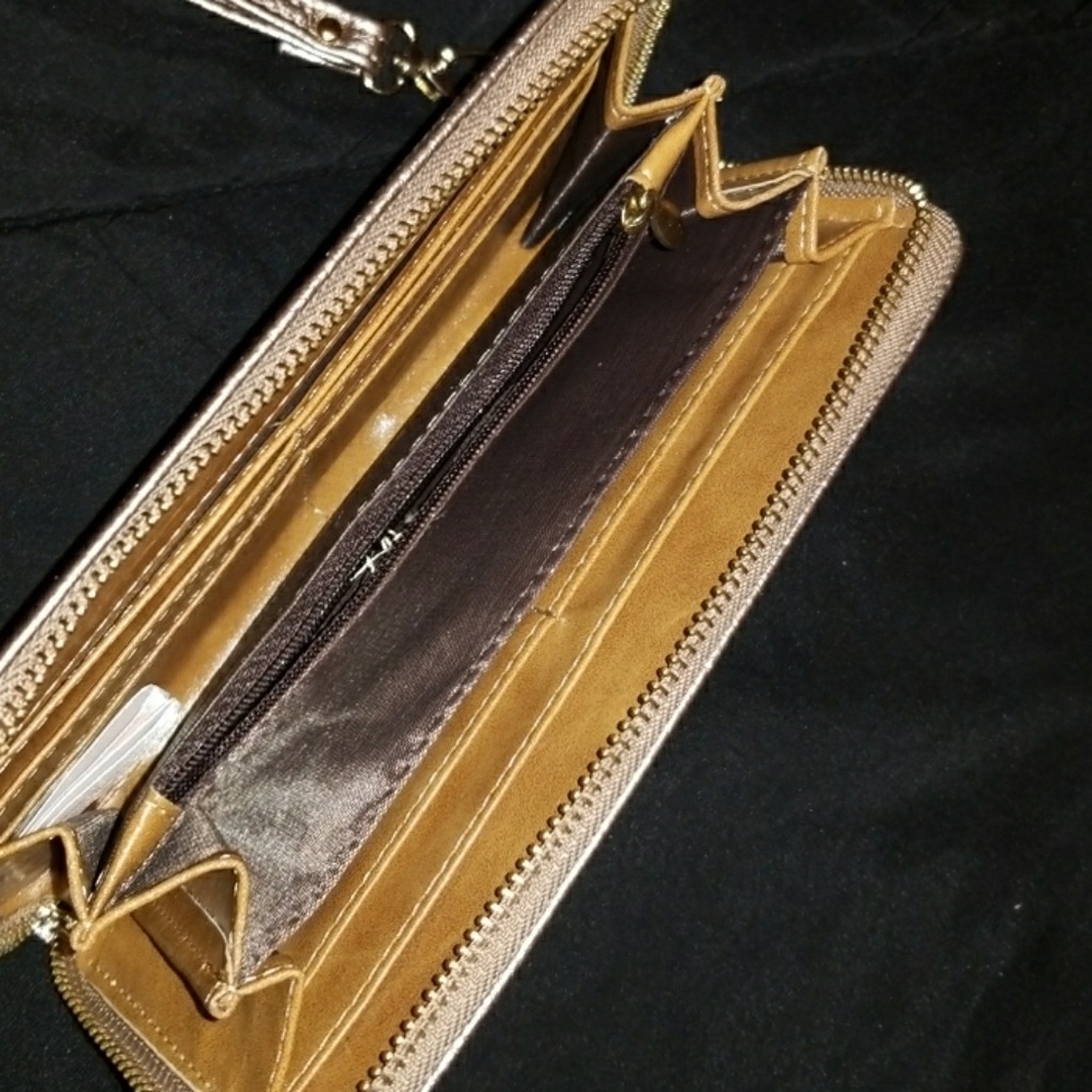 Wallet - Picture 3 of 4