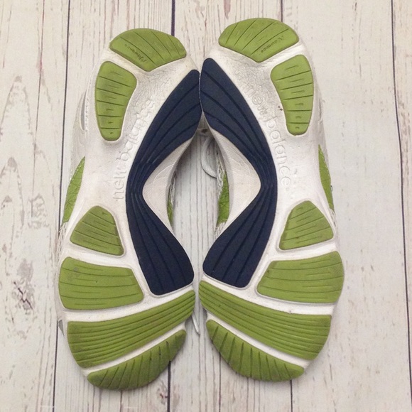 {New Balance} Women's Running Shoes - Picture 5 of 5