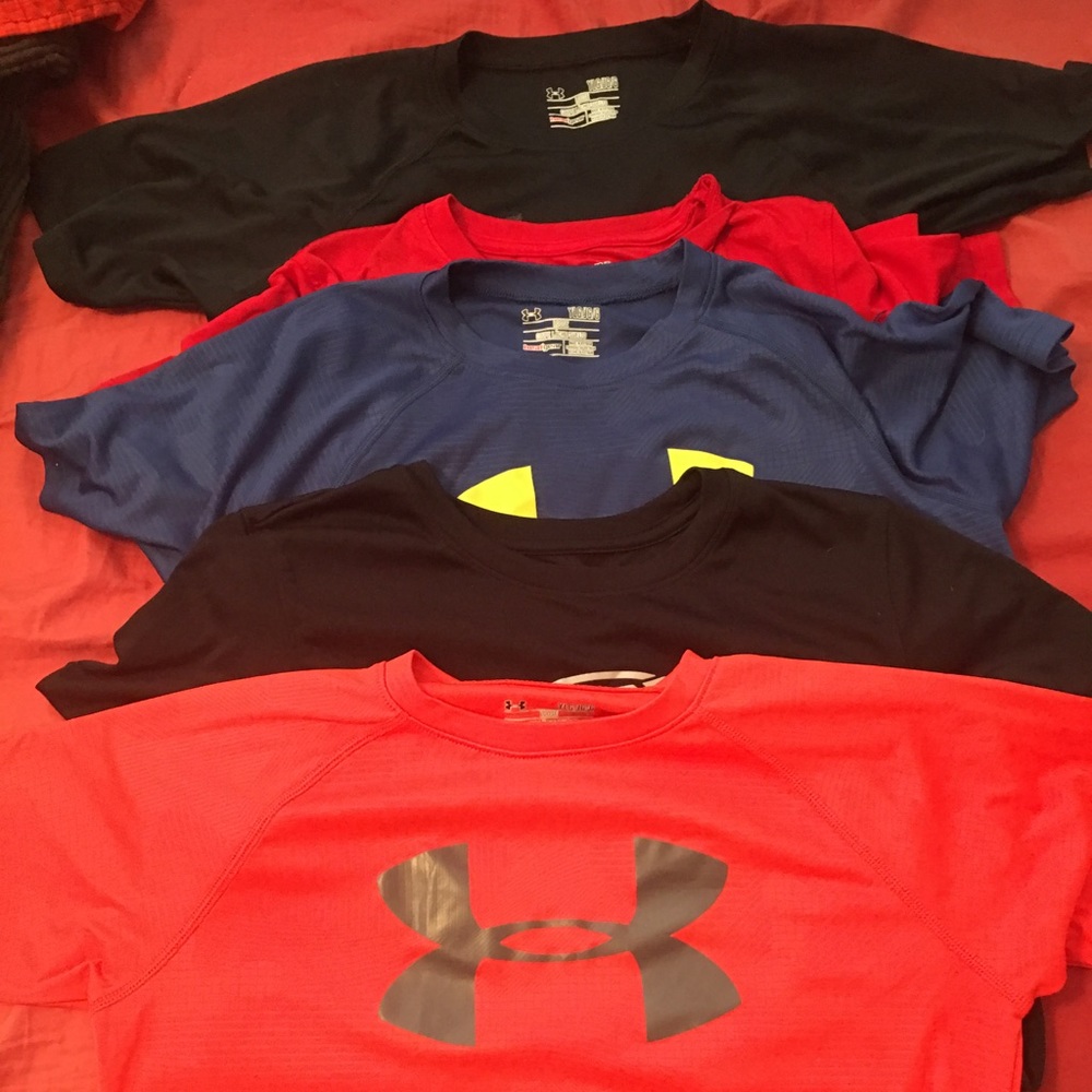 Under Armour Youth Large 5 Shirt Tops