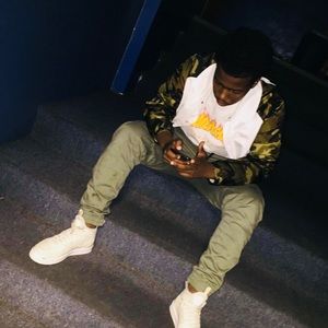 Meet your Posher, Omar