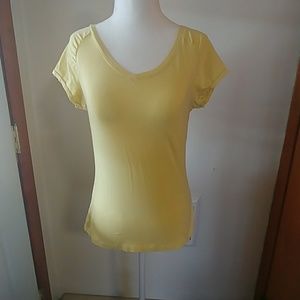 🔴Yellow Danskin T Size Medium