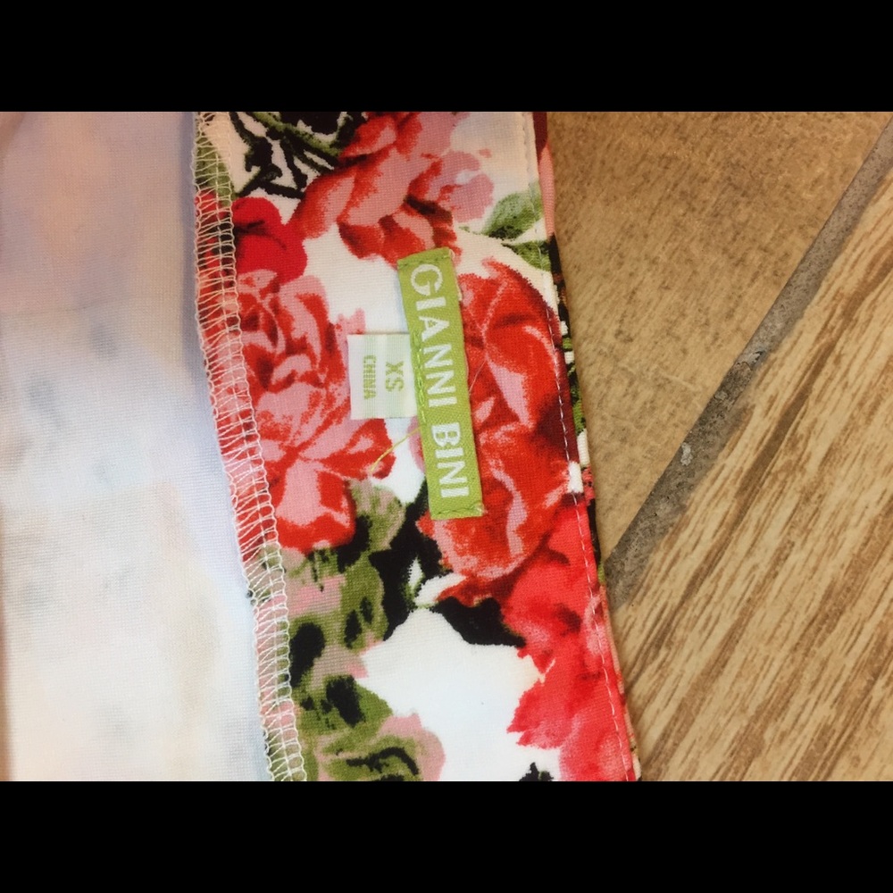 Giani Bini crop top and skirt - Picture 2 of 3