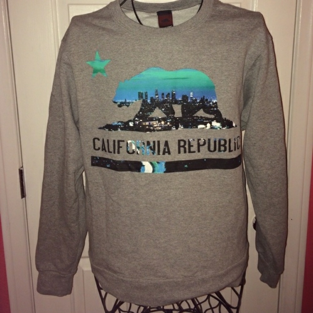 Tony Hawk sweatshirt