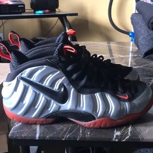 Air Foamposite Pro(metallic/black/bright crimson)
