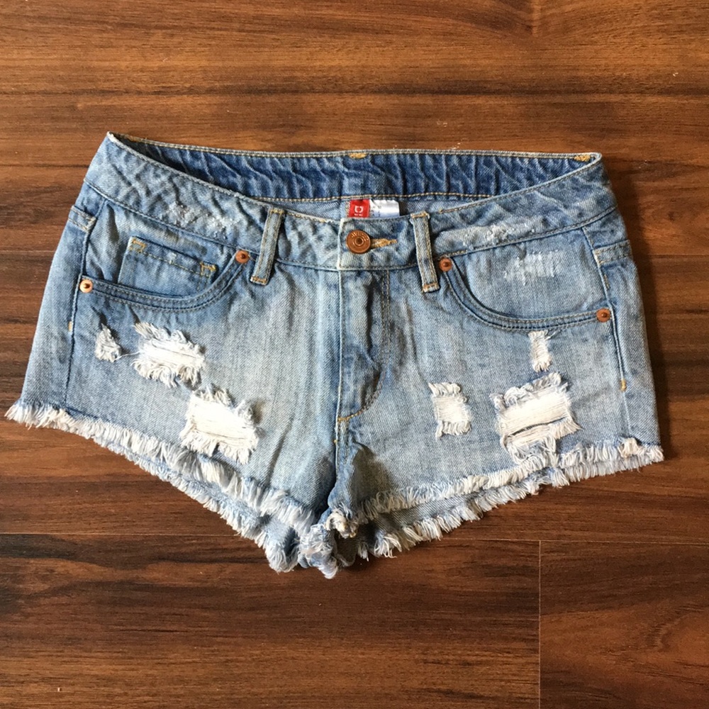 Low Rise  Cheeky Short