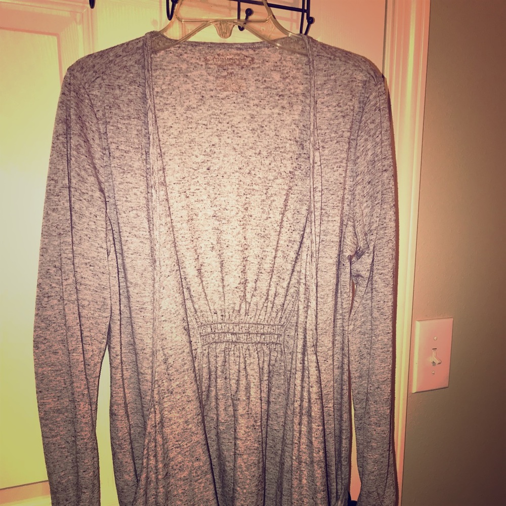 Maurice’s Pull Over. Brown. Size M. LIKE NEW