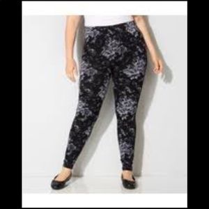 Avenue Black Denim Floral Leggings NWT 275-315 lbs