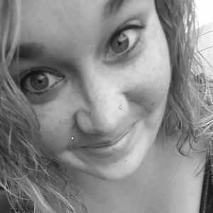 Meet your Posher, Denise m