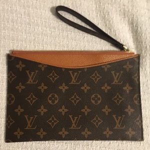 Louis Vuitton Wristlet